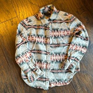 Gorgeous Pendleton Aztec print flannel